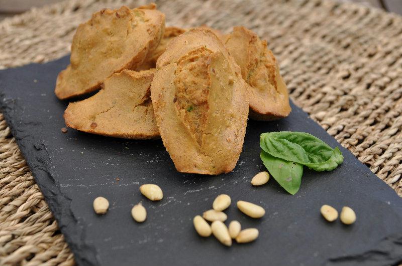 Madeleines au Pesto et pignons de pin