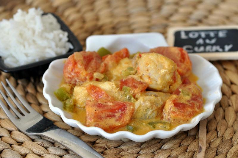 Lotte au curry et au lait de coco